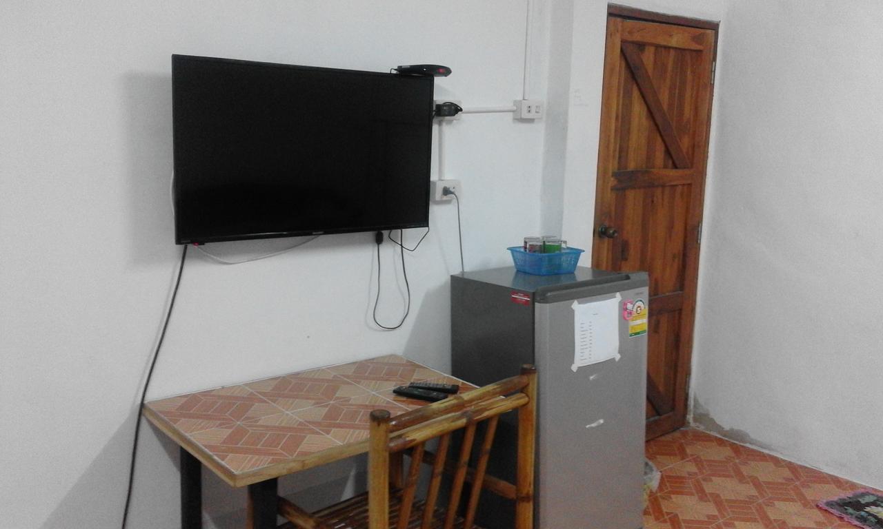 Cheap Sleep Apartamento Phayao Exterior foto